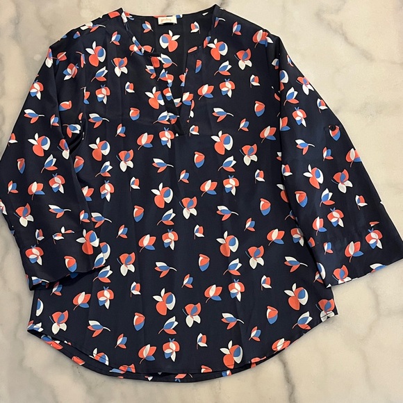 Pixley Tops - 🎈Pixley Navy V Neck Floral Blouse🎁Bundle up to 5lbs for $20 Sale 📦